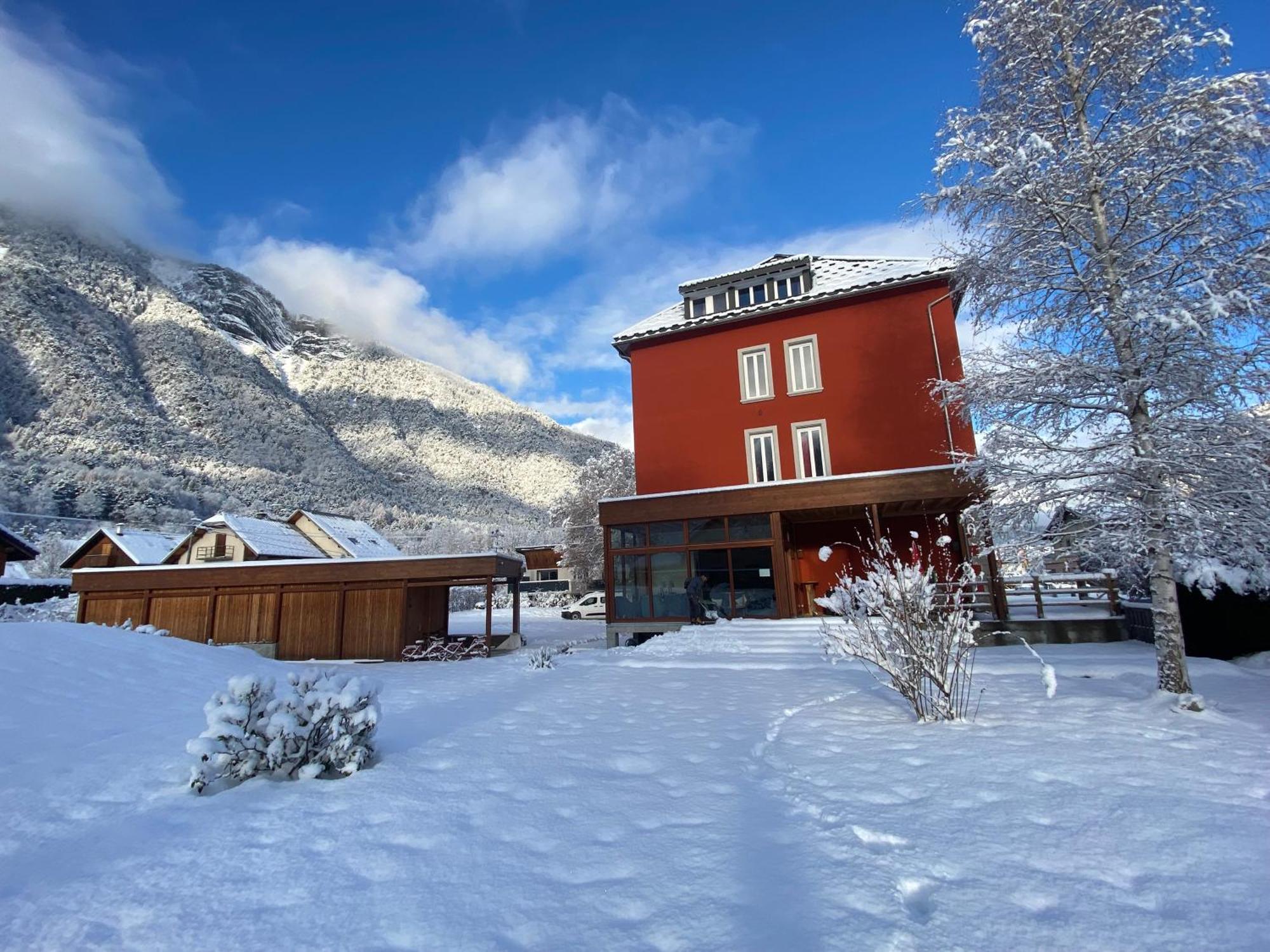Hotel Oberland Le Bourg-d'Oisans Luaran gambar