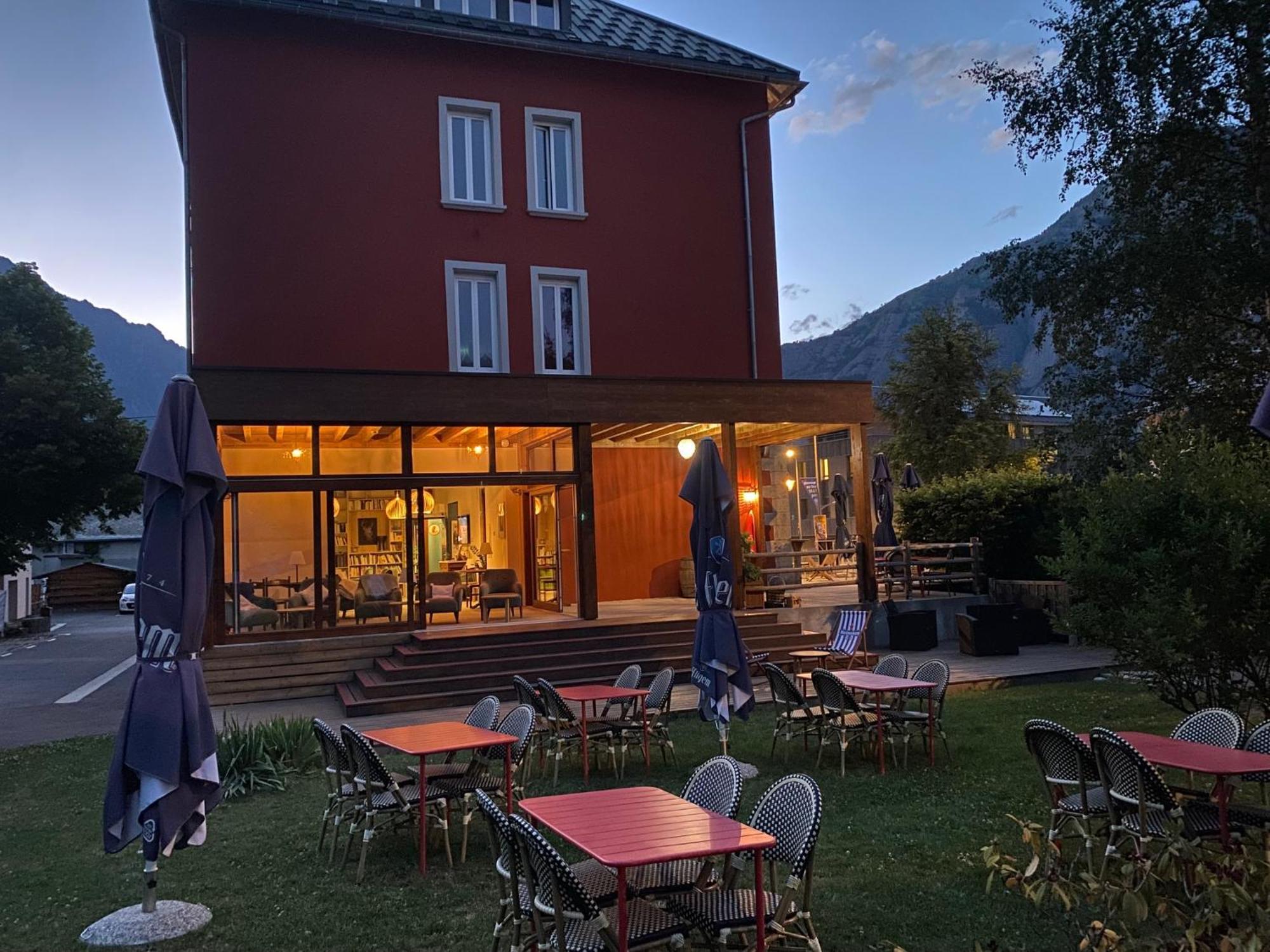 Hotel Oberland Le Bourg-d'Oisans Luaran gambar